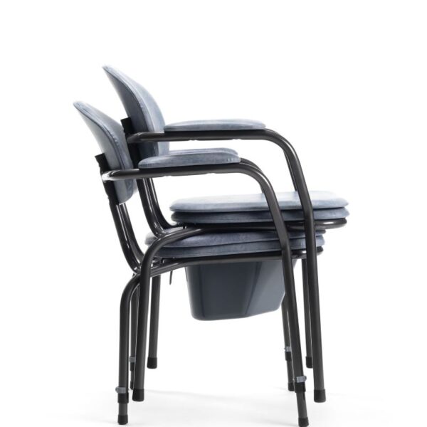 9062 - 9063 C86 blue upholstery - Stacked Cadeira sanitária fixa 9062 (5 unidades por embalagem)
