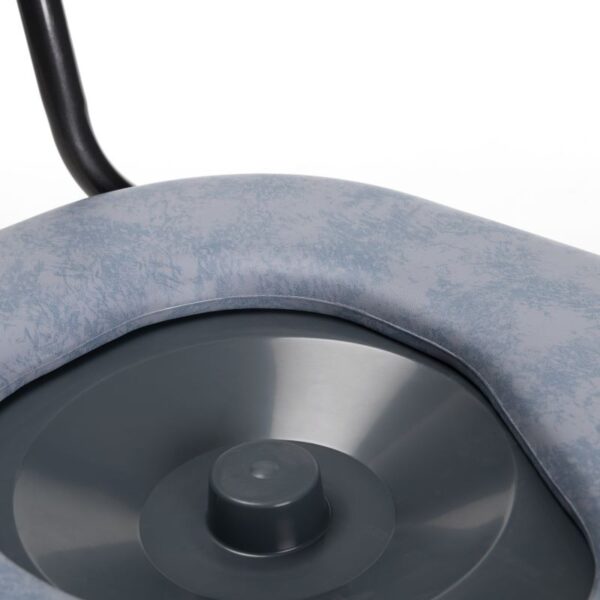 9063 - Detail bucket - seat distance Cadeira sanitária regulável em altura 9063 (5 unidades por embalagem)