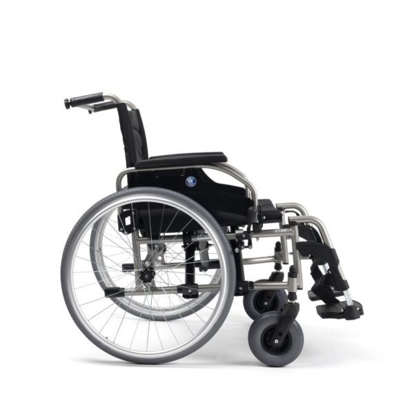 V100 XL - B03 B06 AP6 C59 - side view. V100 XL