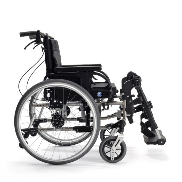 V300 D B04 DL BZ7 AP5 B74 C59 - Side view V300D rodas traseiras 600 mm extraíveis