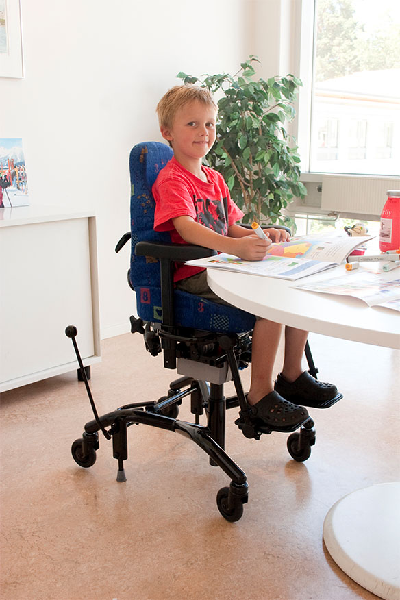 Cadeira Terapêutica REAL 9000 PLUS KIND