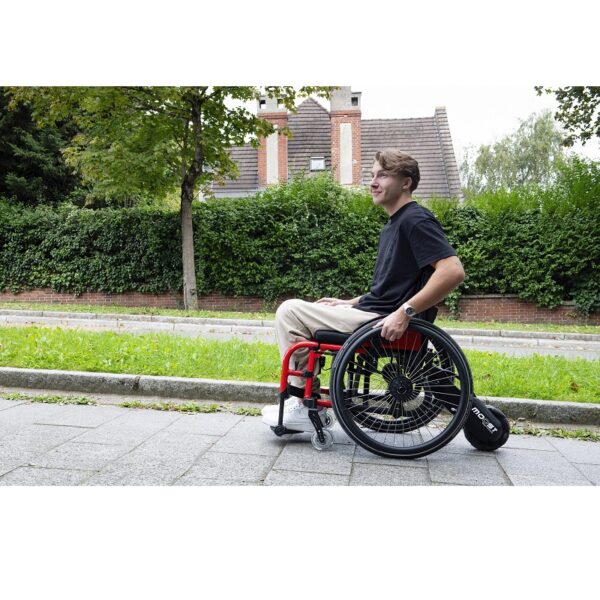 MOOST - Dispositivo de assistência elétrica para cadeiras de rodas