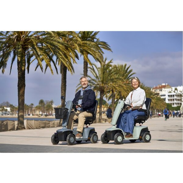 Scooter EON